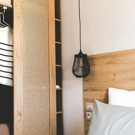 Le Sous-bois אתר קמפינג